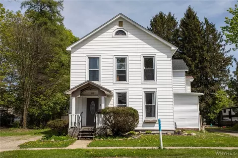 93 N Buffalo St, Springville, NY 14141