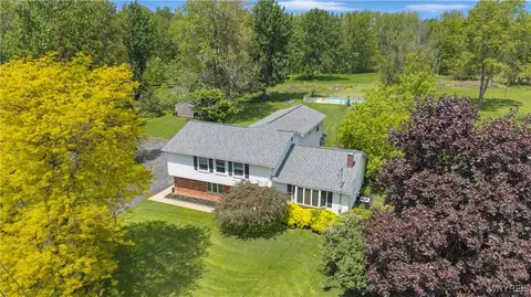 520 N Ellicott Creek Rd, Amherst, NY 14228