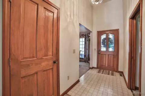 4590 Beach Ridge Rd, Pendleton, NY 14094 photo 11