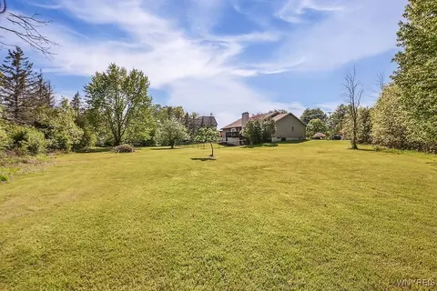 4590 Beach Ridge Rd, Pendleton, NY 14094 photo 46