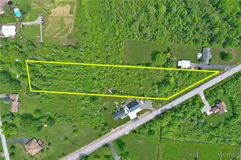 Tonawanda Crk Road N, Clarence, NY 14031