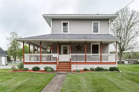 63 Linwood Ave, Warsaw, NY 14569