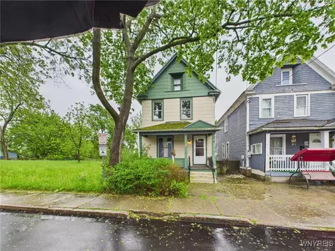 1307 Michigan Ave, Niagara Falls, NY 14305