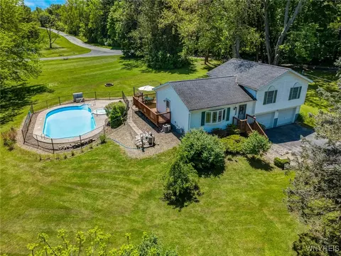 1130 Jamison Rd, Elma, NY 14059