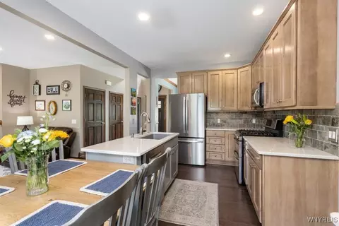 Kitchen - 11 Ryan St, Lancaster, NY 14086 photo 4 of 4