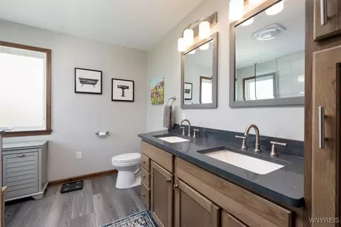 Bath - 11 Ryan St, Lancaster, NY 14086 photo 2 of 4