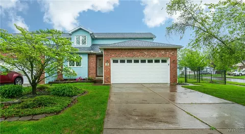 21 Eagle Ter, Depew, NY 14043