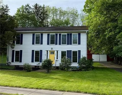 35 Victor Mendon Rd, Mendon, NY 14506