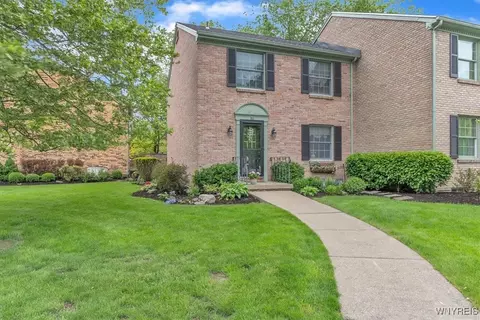86 Kenton Pl, Hamburg, NY 14075