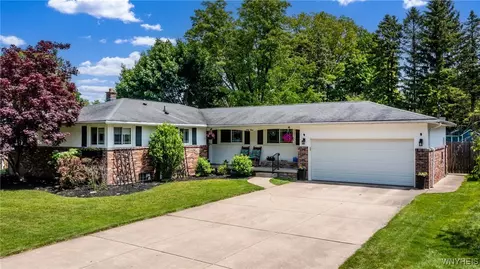 63 Hunters Ln, Amherst, NY 14221