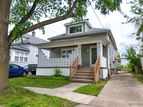 19 Robins St, Buffalo, NY 14220