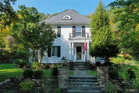 80 Lake St, Urbana, NY 14840