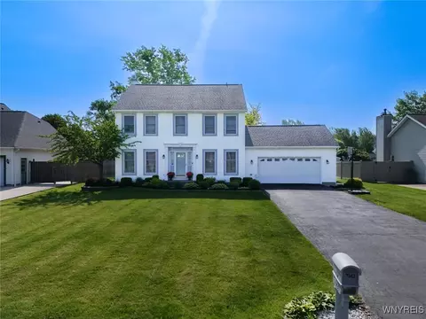 7143 Marigold Dr, Wheatfield, NY 14120