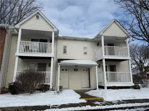 4605 Chestnut Ridge Rd #K, Amherst, NY 14228