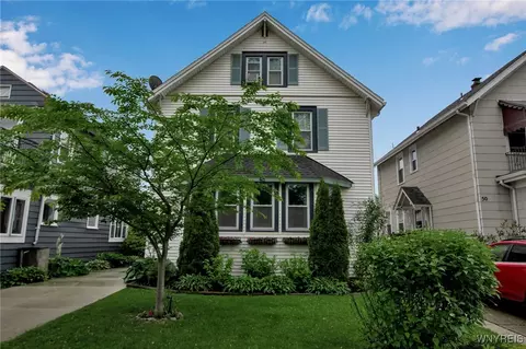 48 Groveland St, Buffalo, NY 14214