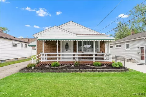 973 Riverview Blvd, Tonawanda, NY 14150