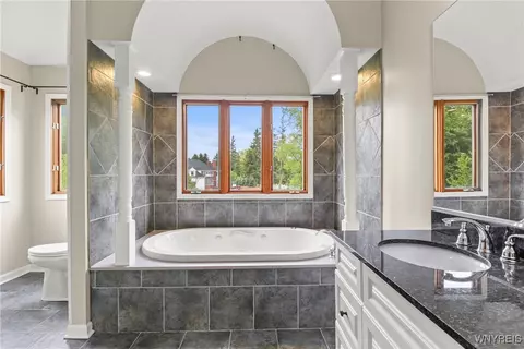 Bath - 60 Gaylord Ct, Elma, NY 14059 photo 4 of 6