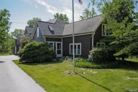 265 Pine Ridge Rd, Cheektowaga, NY 14225