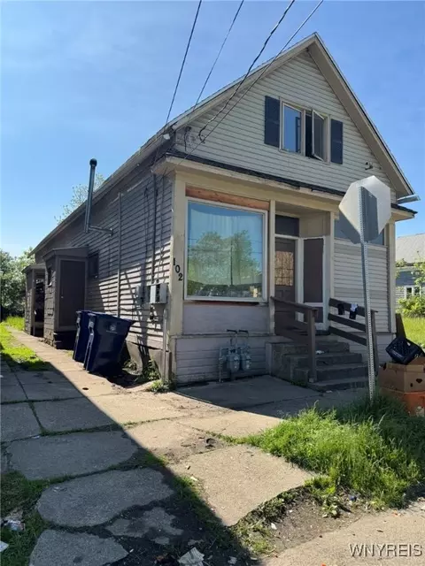 102 Liddell St, Buffalo, NY 14212