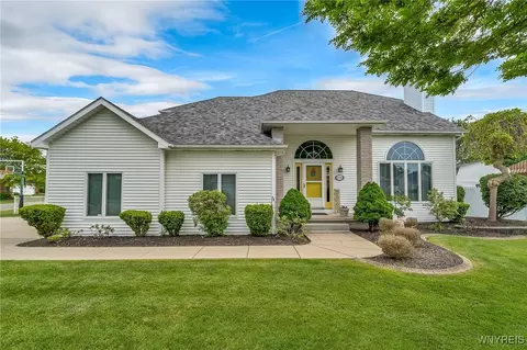 3780 Spice Crk, Wheatfield, NY 14120