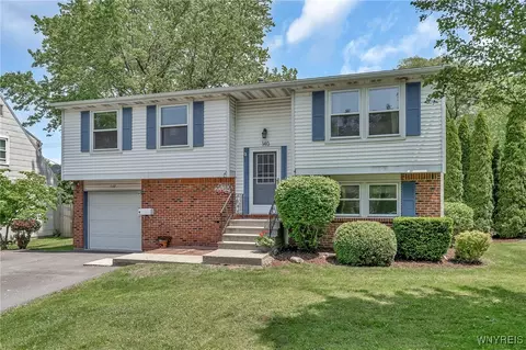 140 Harding Rd, Amherst, NY 14221