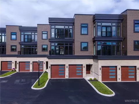 252 Lakefront Blvd, Buffalo, NY 14202
