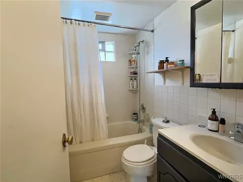27 Eagle St, Amherst, NY 14221 photo 16
