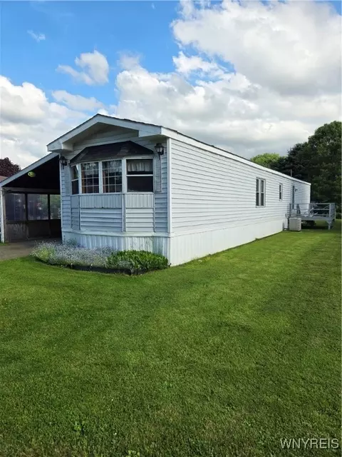 342 Circle Ct, Arcade, NY 14009 photo 2