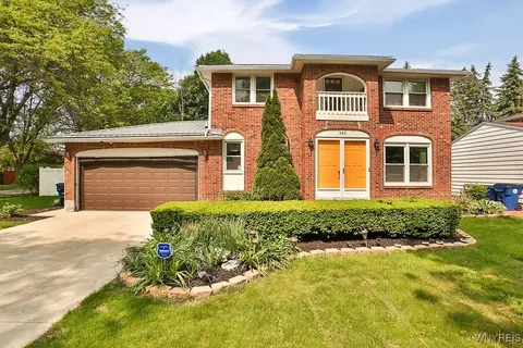 305 Vine Ln, Amherst, NY 14228