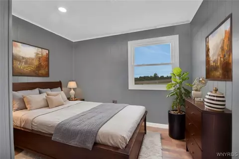 Bedroom - 2594 Pee Dee Rd, Java, NY 14113 photo 4 of 7