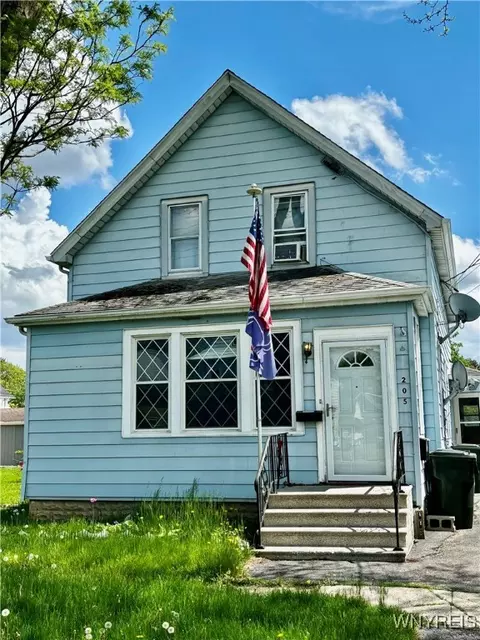 205 East Ave, North Tonawanda, NY 14120