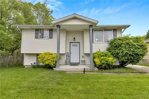 522 French Rd, Cheektowaga, NY 14227