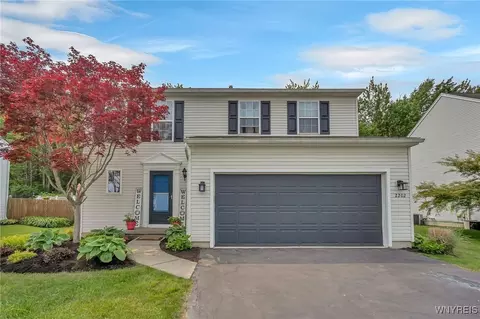 2202 Fox Chase Rd, Lake View, NY 14085