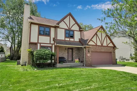 25 Fifth Ave, Amherst, NY 14221
