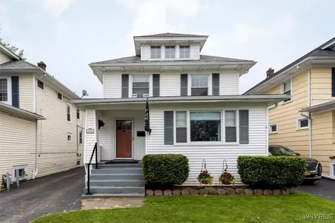 102 Westgate Rd, Kenmore, NY 14217