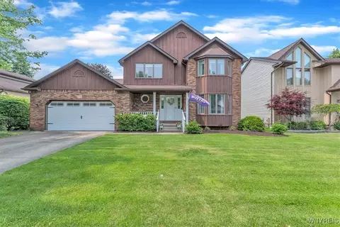 176 Dimatteo Dr, North Tonawanda, NY 14120
