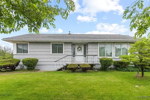 19 Marjorie Dr, Buffalo, NY 14223
