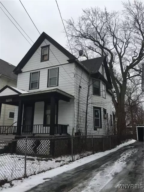 1849 Niagara Ave, Niagara Falls, NY 14305