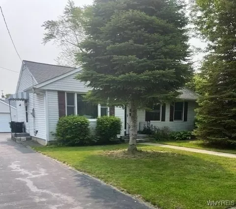 1003 98th St, Niagara Falls, NY 14304