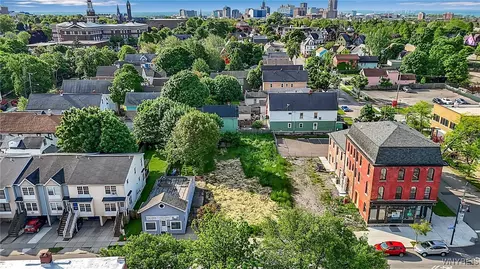 329 Connecticut St, Buffalo, NY 14213