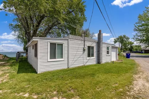 17 Porter Center Rd #N, Porter, NY 14174