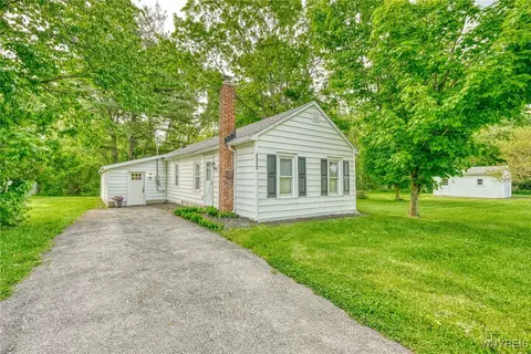4356 Redman Rd, Sweden, NY 14420