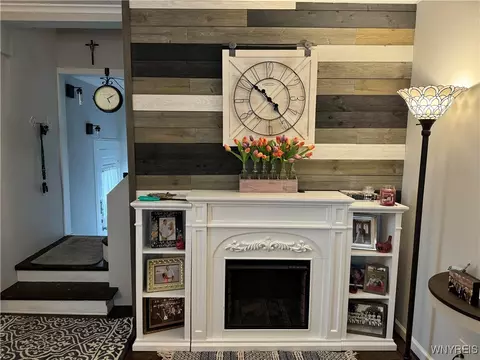 Entry Way - 130 S 6th St, Olean, NY 14760 photo 2 of 3