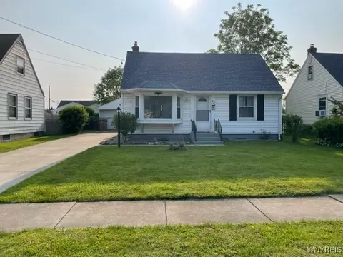 72 Hedley St, Cheektowaga, NY 14206