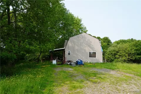 4598 E Becker Rd, Collins, NY 14034 photo 5