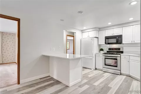 Kitchen - 61 Caesar Blvd, Amherst, NY 14221 photo 2 of 4