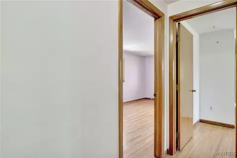 Entry Way - 61 Caesar Blvd, Amherst, NY 14221 photo 2 of 3
