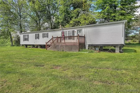 4869 Stevens Rd, Warsaw, NY 14569