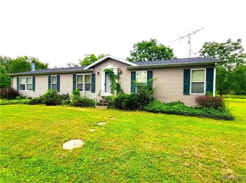 9384 S Swede Rd, Brocton, NY 14716
