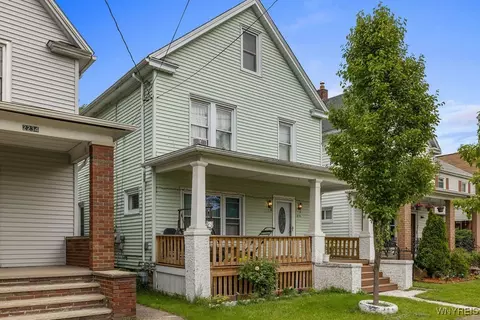 2238 Independence Ave, Niagara Falls, NY 14301